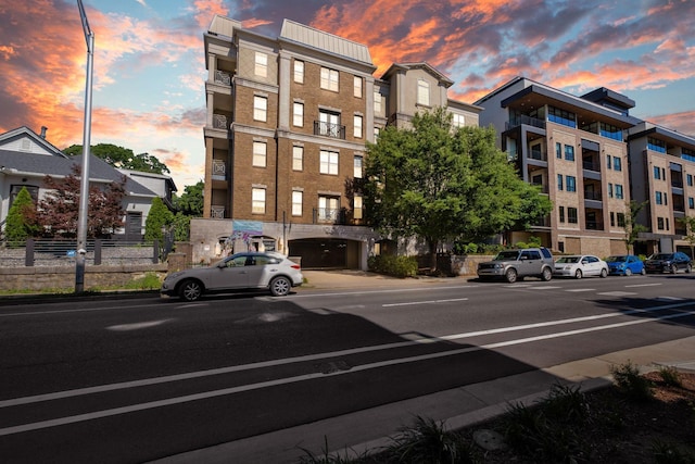 1010 16th Ave S Unit 301, Nashville, TN 37212 - view of property at dusk