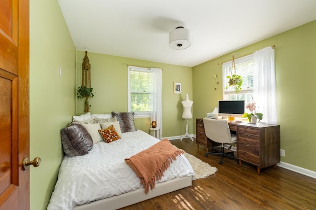 4600 Saunders Ave, Nashville, TN 37216 - bedroom with dark wood-style floors, baseboards, and an office area
