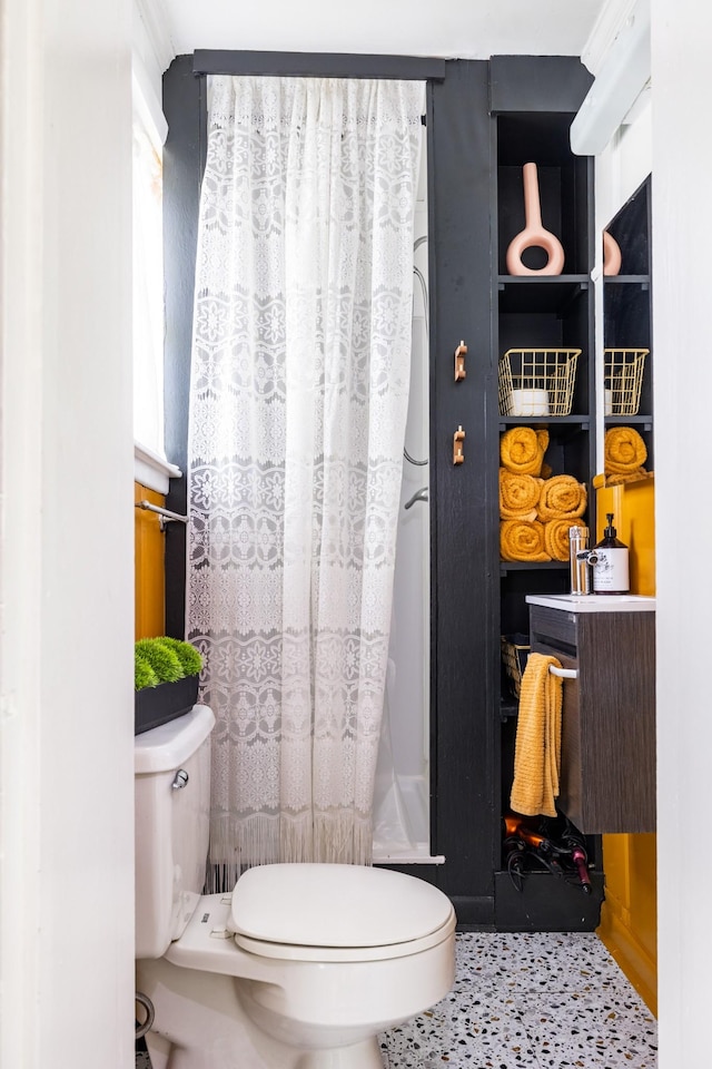 4600 Saunders Ave, Nashville, TN 37216 - full bathroom with toilet