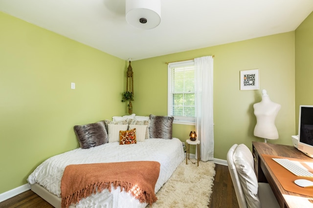 4600 Saunders Ave, Nashville, TN 37216 - bedroom with baseboards, wood finished floors, and an office area
