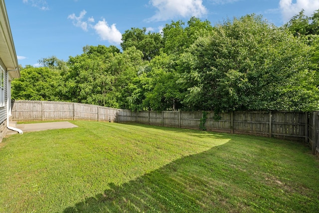 215 Azalea Dr, Oak Grove, KY 42262 - view of yard featuring a patio