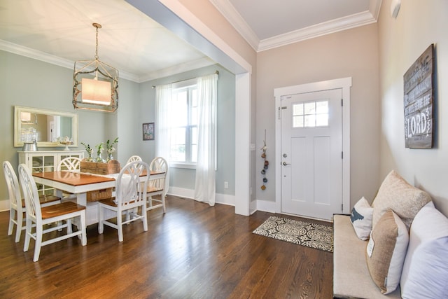 2914 Chasepointe Pl, Columbia, TN 38401 - foyer entrance with wood finished floors, baseboards, and ornamental molding