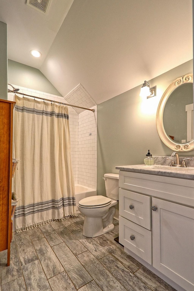 2914 Chasepointe Pl, Columbia, TN 38401 - full bath with vanity, shower / bath combination with curtain, toilet, vaulted ceiling, and wood finished floors