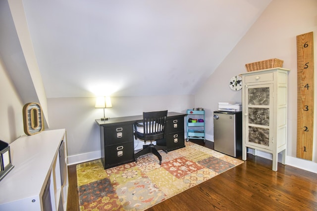 2914 Chasepointe Pl, Columbia, TN 38401 - office space with lofted ceiling, wood finished floors, and baseboards
