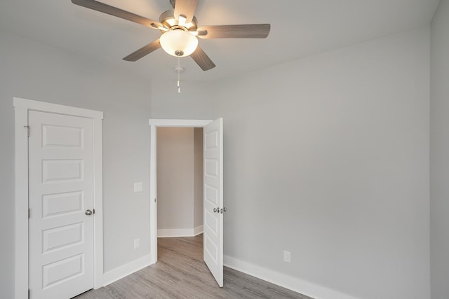302 Fieldstone Ln, Springfield, TN 37172 - unfurnished bedroom featuring light wood-style floors, baseboards, and ceiling fan