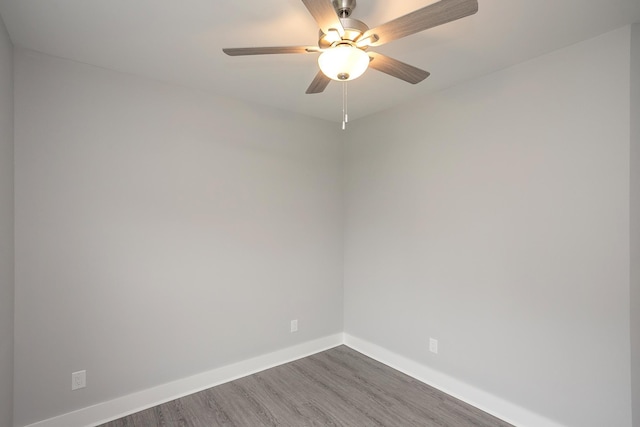 302 Fieldstone Ln, Springfield, TN 37172 - empty room with baseboards, wood finished floors, and a ceiling fan