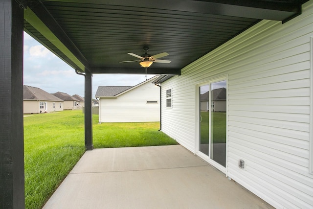 302 Fieldstone Ln, Springfield, TN 37172 - view of patio / terrace featuring a ceiling fan