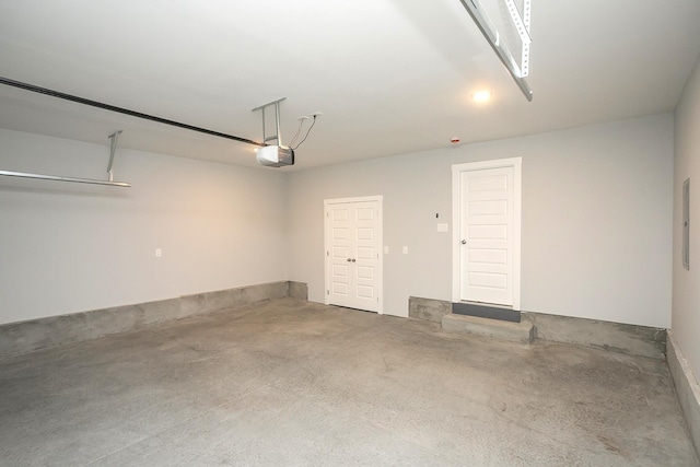 302 Fieldstone Ln, Springfield, TN 37172 - garage featuring a garage door opener