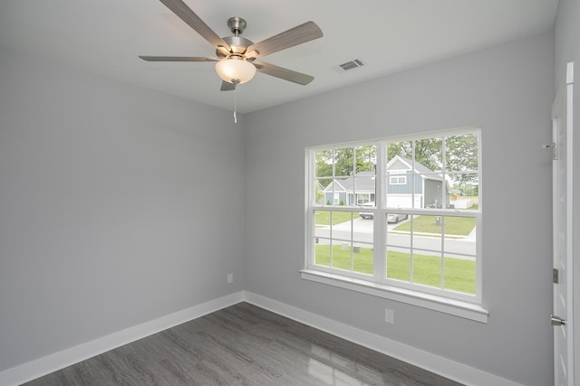 340 Fieldstone Ln, Springfield, TN 37172 - spare room featuring baseboards, dark wood-type flooring, and ceiling fan