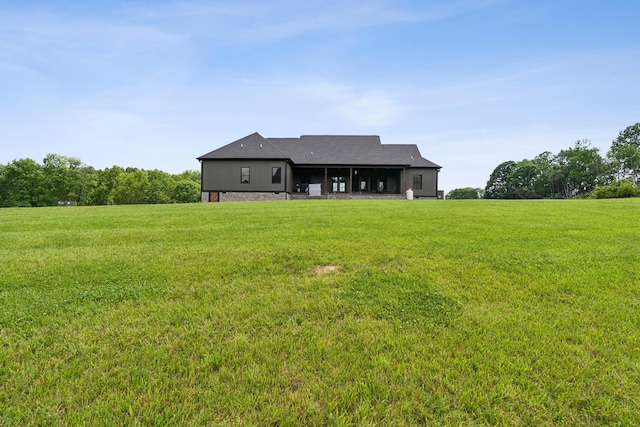 468 Olin Bean Rd, Red Boiling Springs, TN 37150 - rear view of property featuring a yard