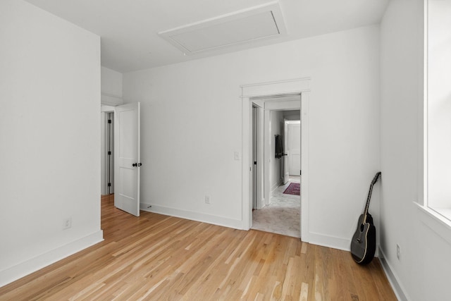 423A American Rd, Nashville, TN 37209 - unfurnished bedroom featuring light wood-style flooring and baseboards