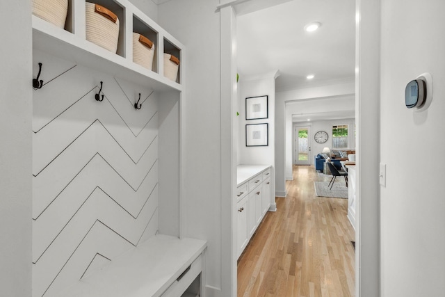 423A American Rd, Nashville, TN 37209 - mudroom with light wood-style floors, crown molding, recessed lighting, and baseboards