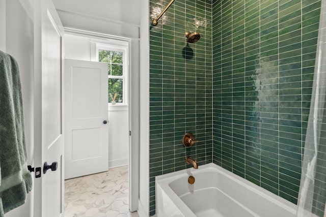 423A American Rd, Nashville, TN 37209 - bathroom featuring bathing tub / shower combination