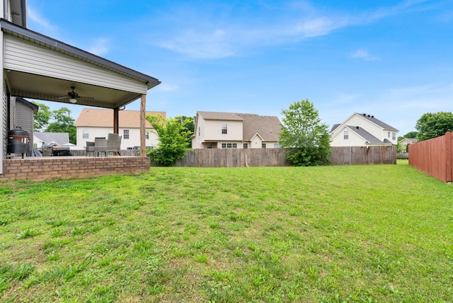 3555 Neena Ct, Clarksville, TN 37042 - view of yard with a ceiling fan and a residential view