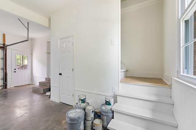 4900 Chesterfield Dr, Murfreesboro, TN 37127 - stairway with concrete flooring