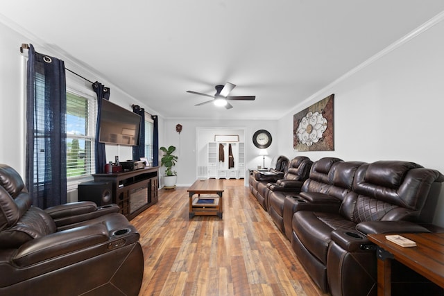 916 Lion Pkwy, Columbia, TN 38401 - living room with a ceiling fan, crown molding, wood finished floors, and baseboards