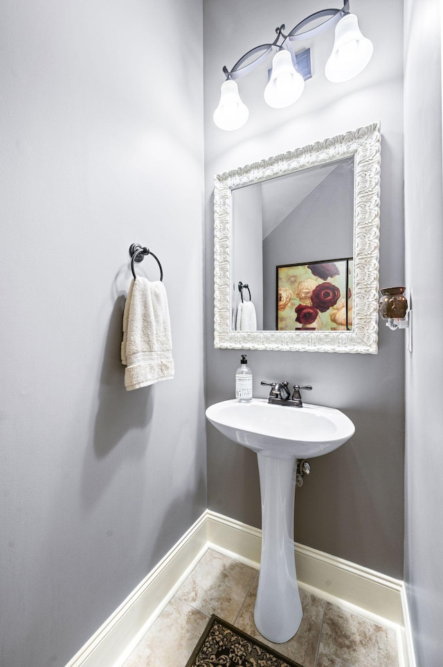 3009 Burnley Ct, Spring Hill, TN 37174 - bathroom with baseboards and tile patterned floors