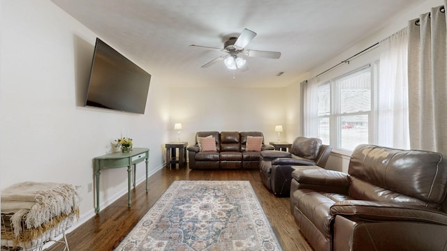 679 Peachtree Ln, Bowling Green, KY 42103 - photo 2