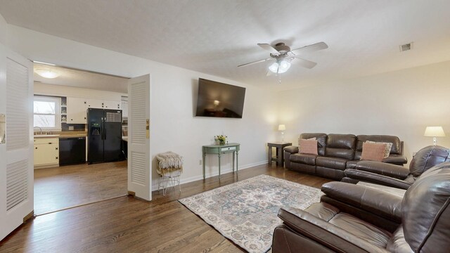 679 Peachtree Ln, Bowling Green, KY 42103 - photo 5