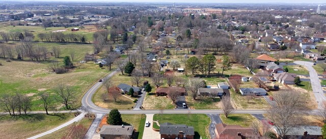679 Peachtree Ln, Bowling Green, KY 42103 - photo 69