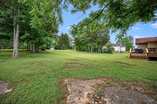 2480 Mount Lebanon Rd, Lewisburg, TN 37091 - view of green lawn with a wooden deck