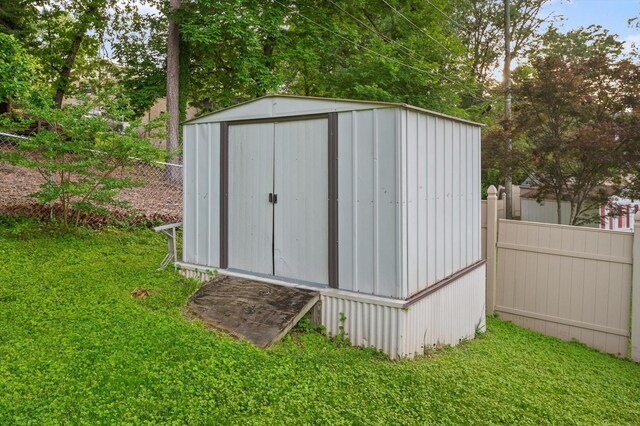 1310 Tabitha Dr, Hixson, TN 37343 - view of shed