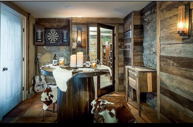 5400 Hillsboro Pike, Nashville, TN 37215 - bar area featuring wood walls
