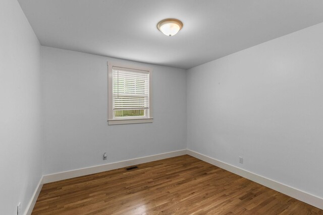 1703 Evelyn Ave, Nashville, TN 37216 - empty room featuring baseboards and wood finished floors