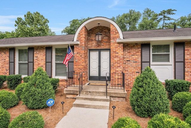 933 Percy Warner Blvd, Nashville, TN 37205 - entrance to property with brick siding and a shingled roof