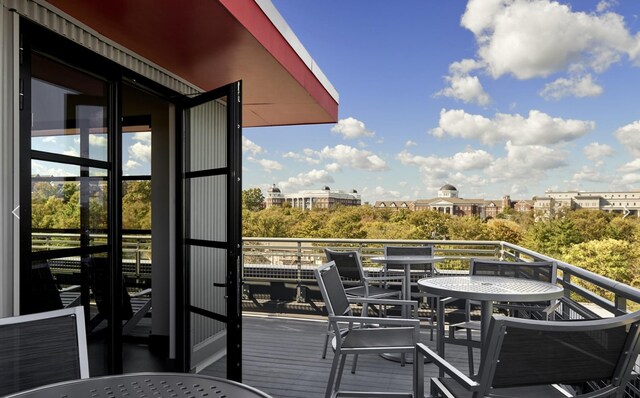1900 12th Ave S Unit 502, Nashville, TN 37203 - balcony with outdoor dining area