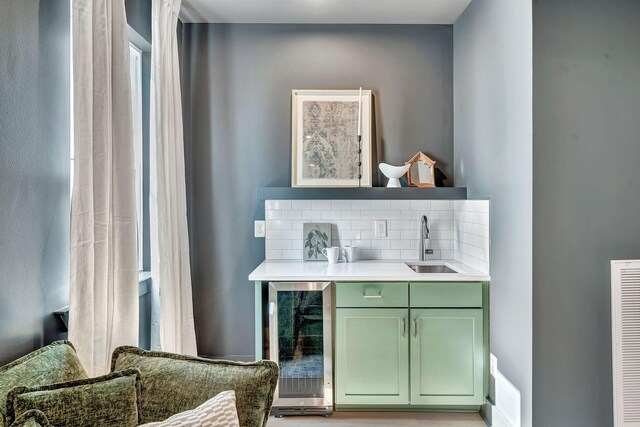 603 51st Ave, Nashville, TN 37209 - indoor wet bar with wine cooler and tasteful backsplash