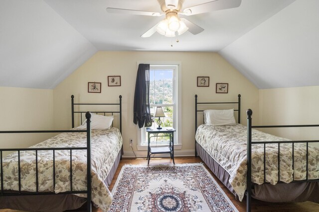 29 Roger Monk Rd, Petersburg, TN 37144 - bedroom with wood finished floors, lofted ceiling, baseboards, and ceiling fan