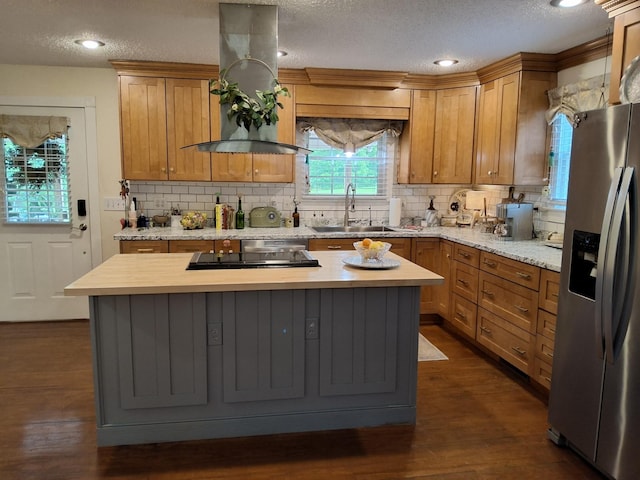 900 Sorghum Hollow Rd, Pulaski, TN 38478 - kitchen with stainless steel appliances, a sink, island range hood, dark wood finished floors, and a textured ceiling