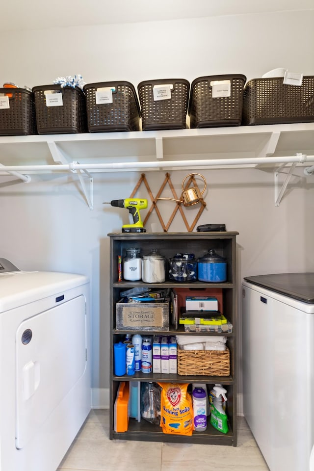 111 Madeleine Way, Kingston Springs, TN 37082 - laundry room with washer and dryer