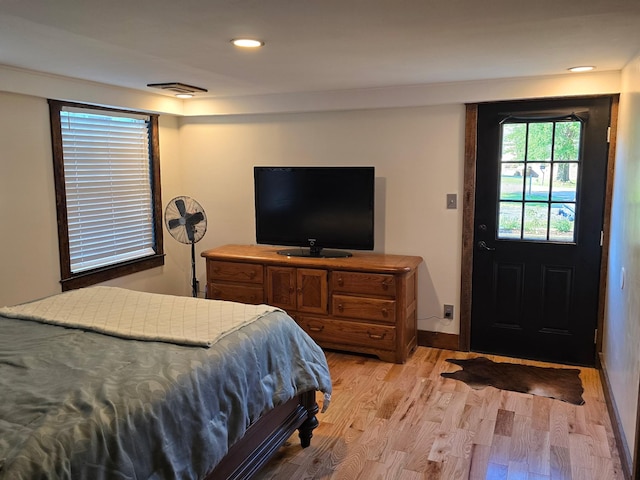 371 Leader Dr, New Johnsonville, TN 37134 - bedroom with light wood-style flooring and baseboards