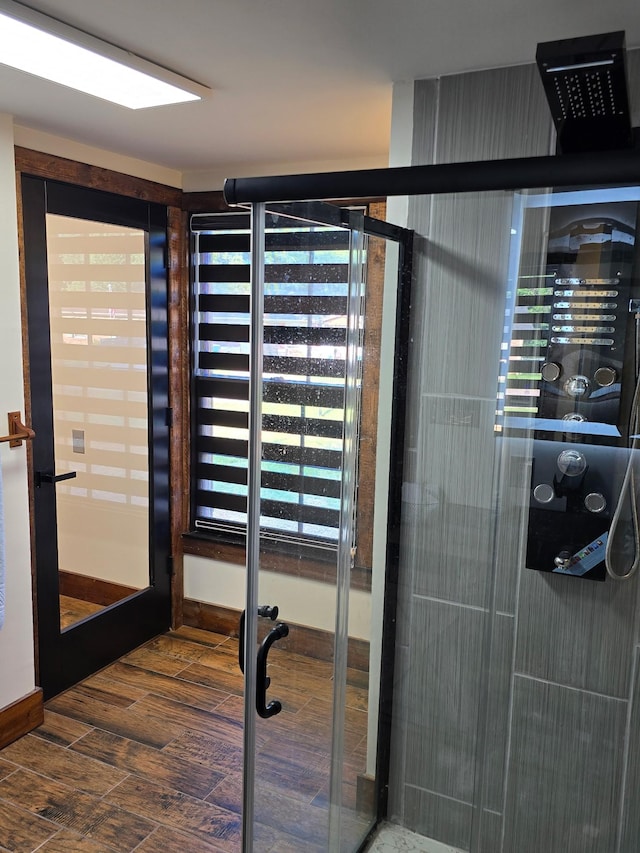 371 Leader Dr, New Johnsonville, TN 37134 - wine area with wood finished floors