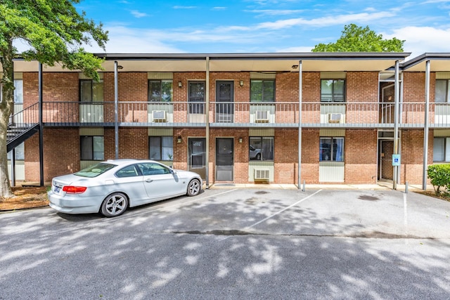 2134 Fairfax Ave Unit A1, Nashville, TN 37212 - view of property with uncovered parking