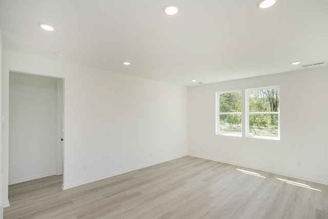 2367 Williamsport Lndg, Columbia, TN 38401 - unfurnished room with light wood finished floors, recessed lighting, baseboards, and a smoke detector