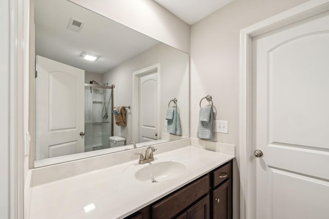 413 Eagle Rdg, Nashville, TN 37209 - full bathroom with a shower, vanity, and toilet