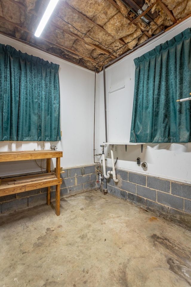 4510 Ravenwood Dr E, Chattanooga, TN 37415 - basement with concrete block wall