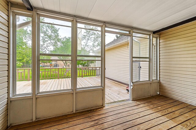 829 Navajo Trl, Mcminnville, TN 37110 - view of unfurnished sunroom