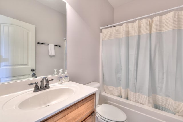 5502 Reflection Rd, Smyrna, TN 37167 - bathroom with vanity, toilet, and shower / tub combo with curtain