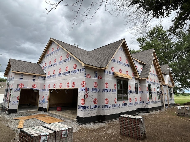 112 Stoneybrook Rd N, Columbia, TN 38401 - view of front of home with a shingled roof