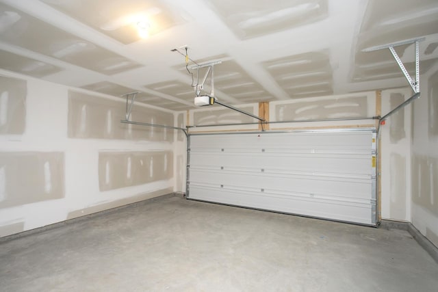 106 W Cassa Way, Mount Juliet, TN 37122 - garage with a garage door opener