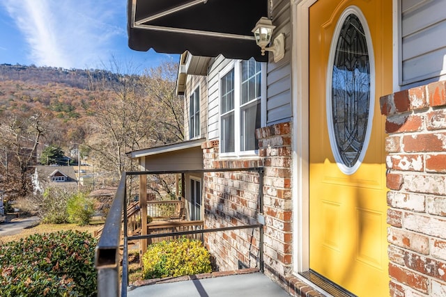 1313 W 46th St, Chattanooga, TN 37409 - entrance to property with brick siding