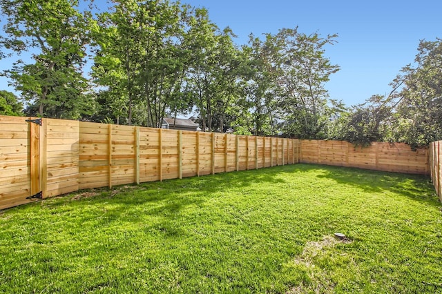 549B Stevenson St, Nashville, TN 37209 - view of yard