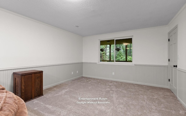 1234 Mountain Brook Cir, Signal Mountain, TN 37377 - carpeted empty room with a wainscoted wall and crown molding