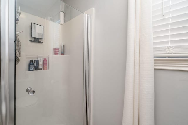 409 Princeton Dr, Lebanon, TN 37087 - full bath featuring walk in shower