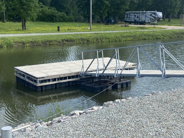 1139 River Front Dr, Clifton, TN 38425
