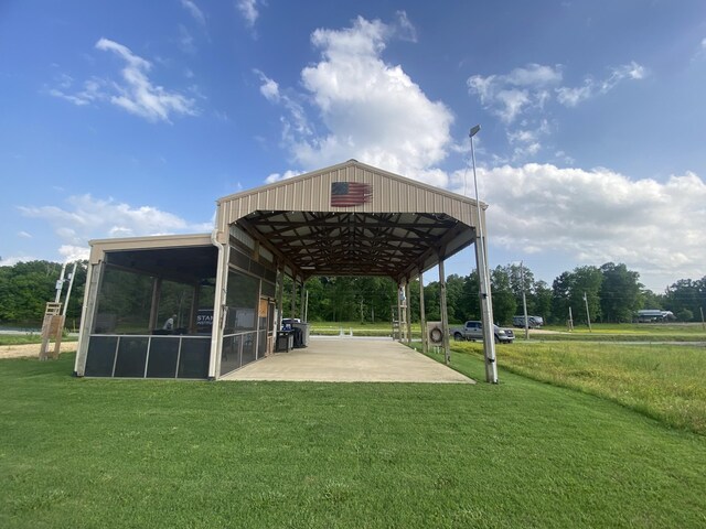 1139 River Front Dr, Clifton, TN 38425